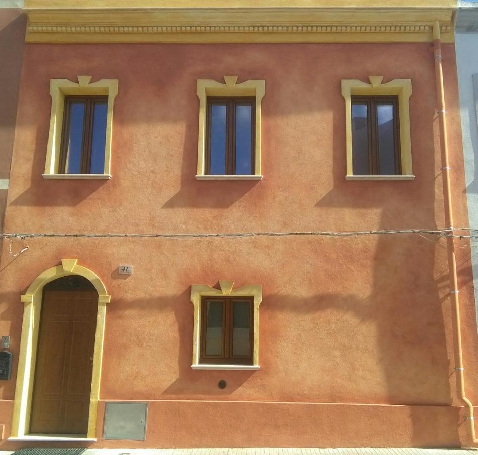 Affittacamere Vicino Al Porto Porto Torres Buitenkant foto