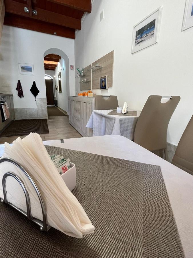 Affittacamere Vicino Al Porto Porto Torres Buitenkant foto