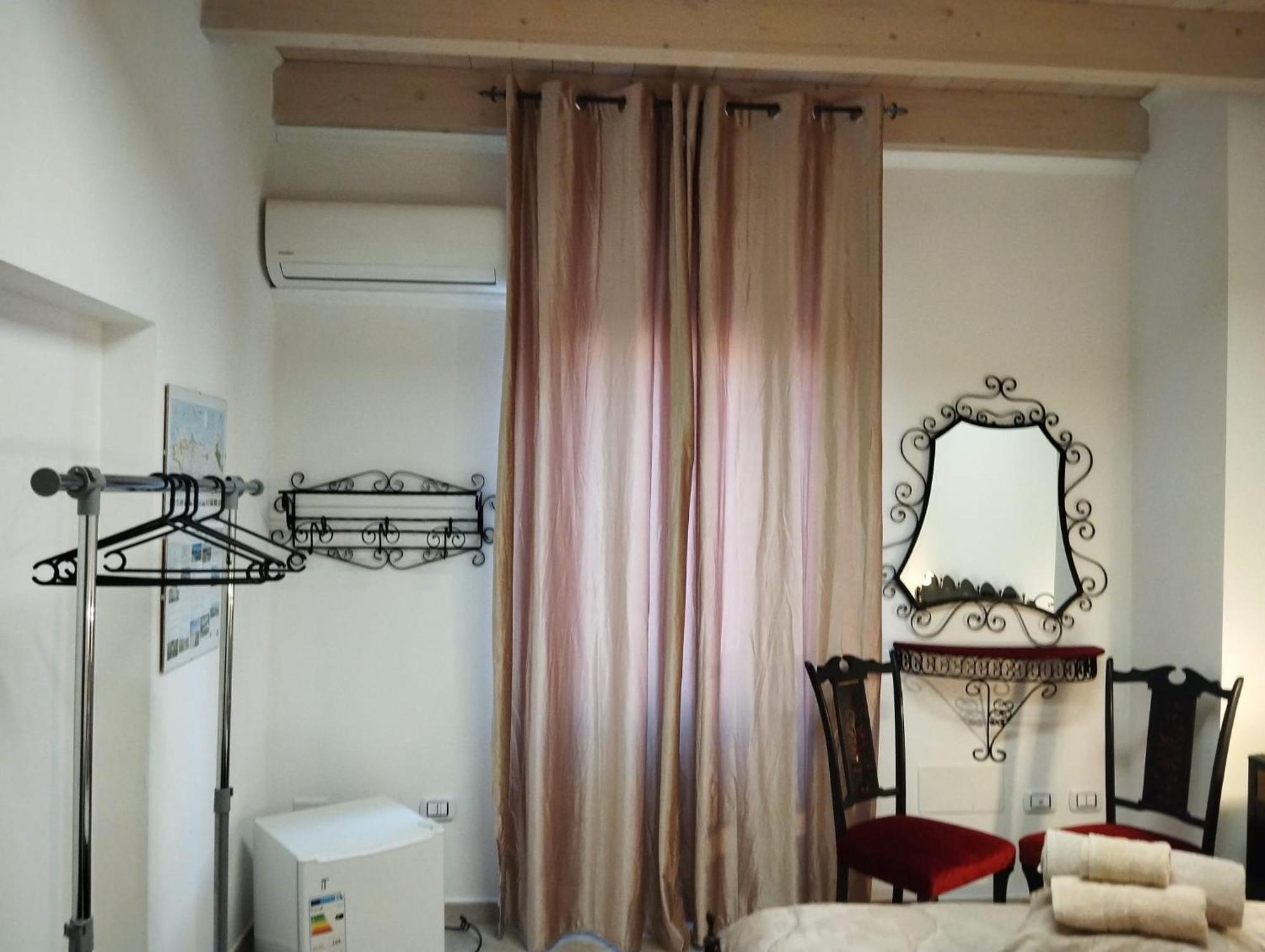 Affittacamere Vicino Al Porto Porto Torres Buitenkant foto
